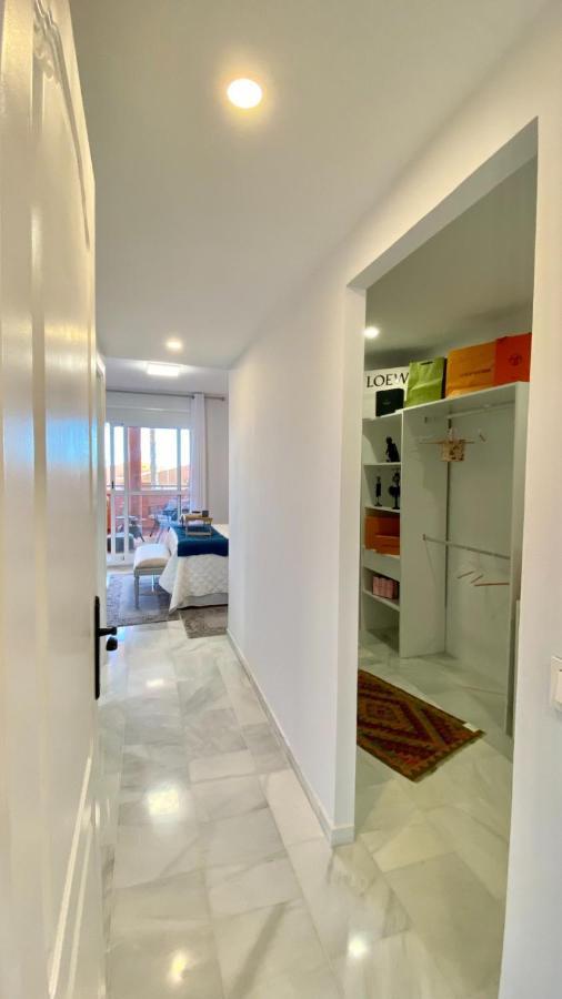 Ikram Front Beach Bermuda Beach Apartment Estepona Exterior photo